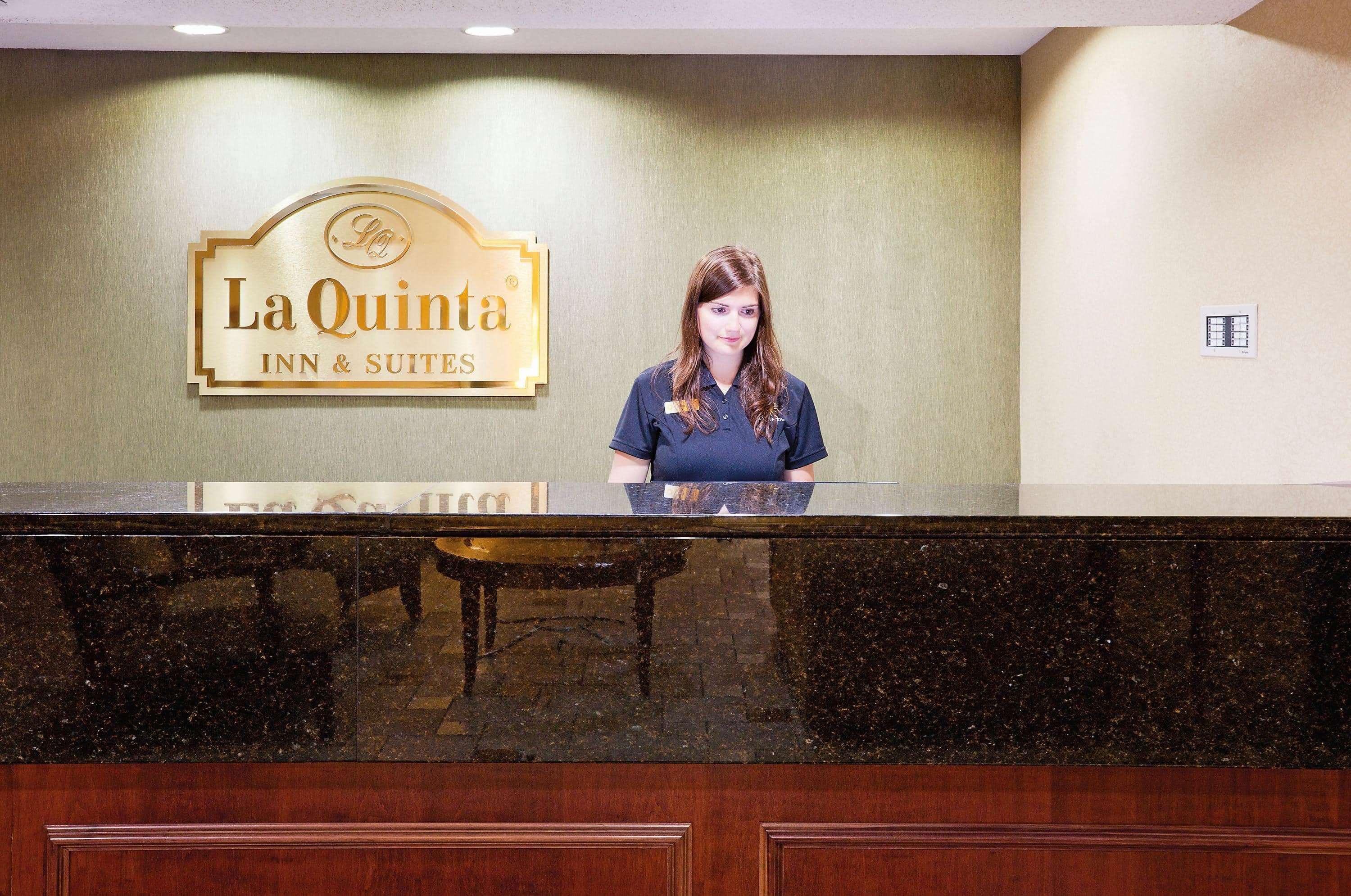 Hotel La Quinta By Wyndham Appleton College Avenue Exterior foto